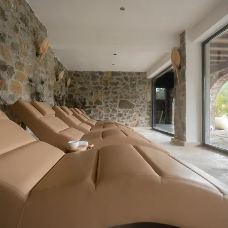 Izz Getaway - Adults Only Otel *